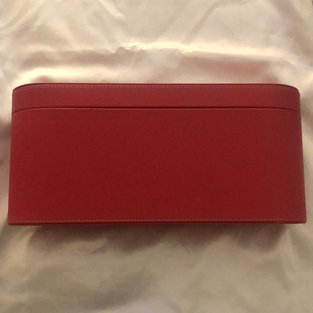 Dyson Supersonic Hairdryer case